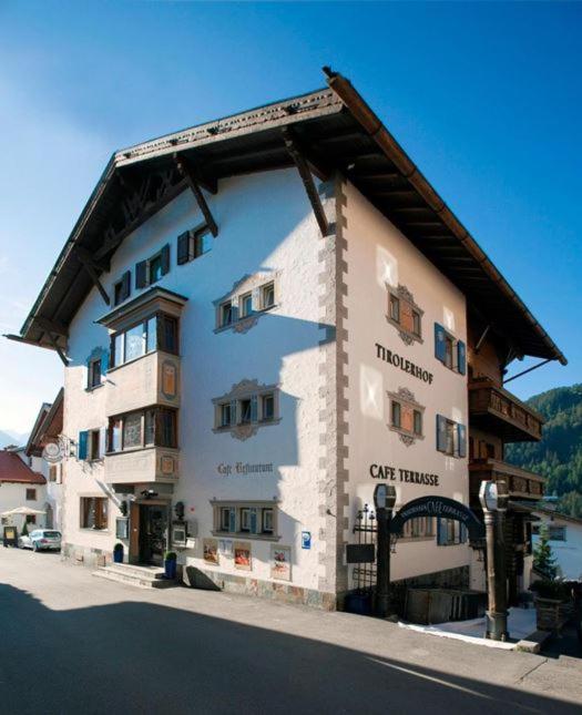 Отель Tirolerhof Серфаус Экстерьер фото